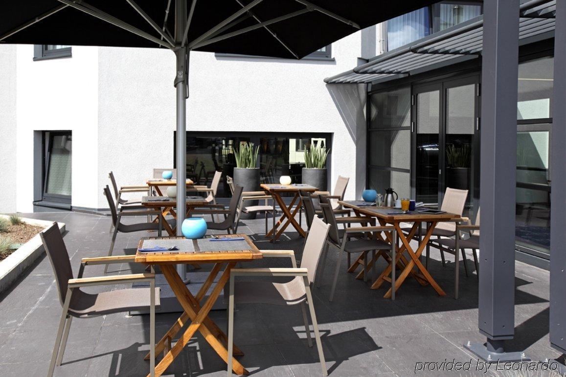 Park Inn By Radisson Luxembourg City Restoran gambar
